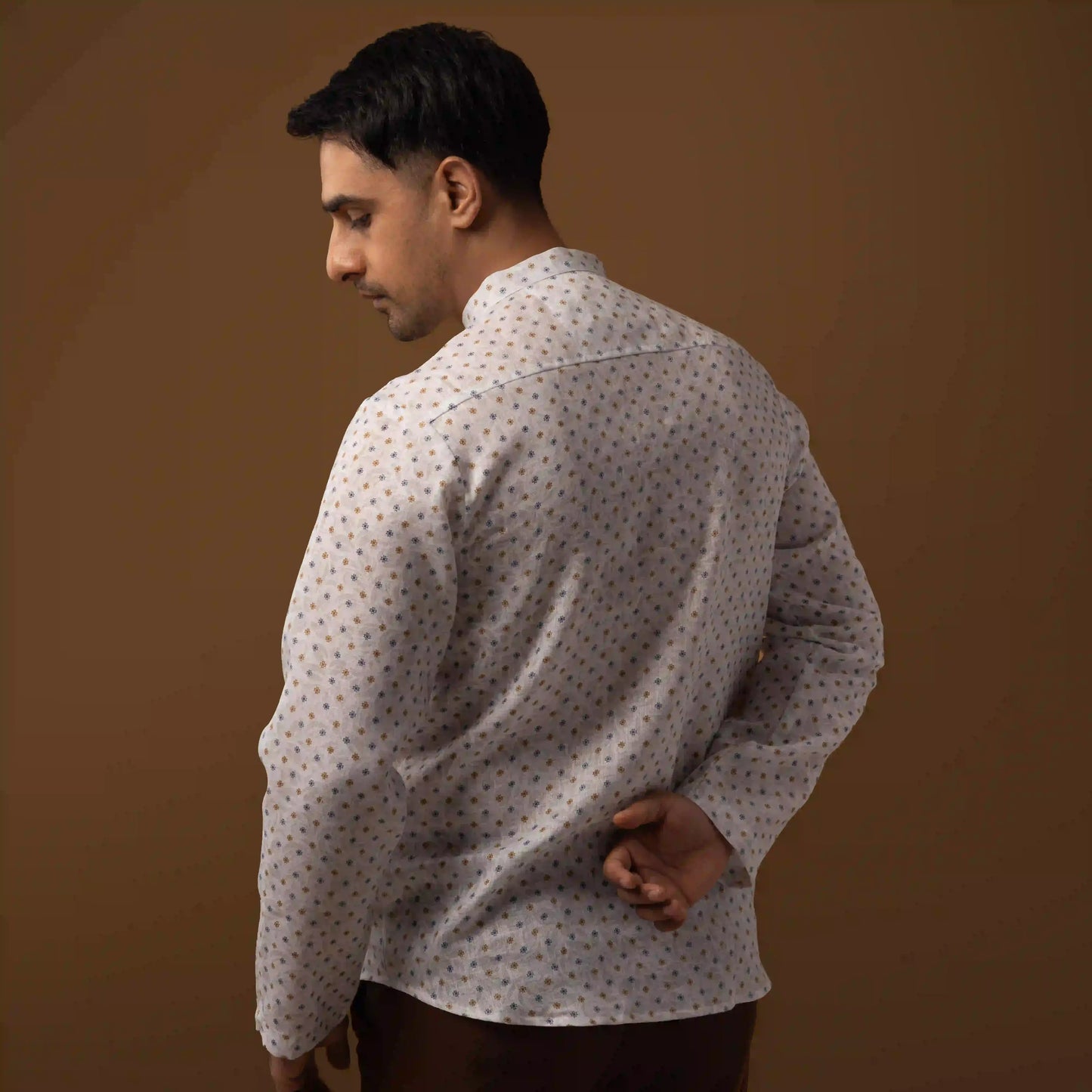 Minimal Pattern Cotton Linen Mandarin Collar Short Kurta
