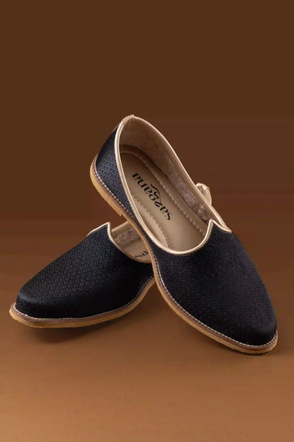 Handcrafted Black Textured Jutti