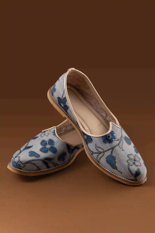 Handcrafted Printed Gray And Blue Floral Jutti