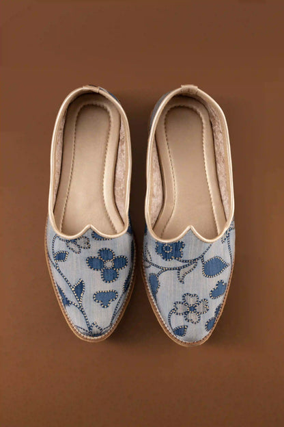 Handcrafted Printed Gray And Blue Floral Jutti