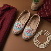 Front view of Handcrafted Embroidered Off White Jutti