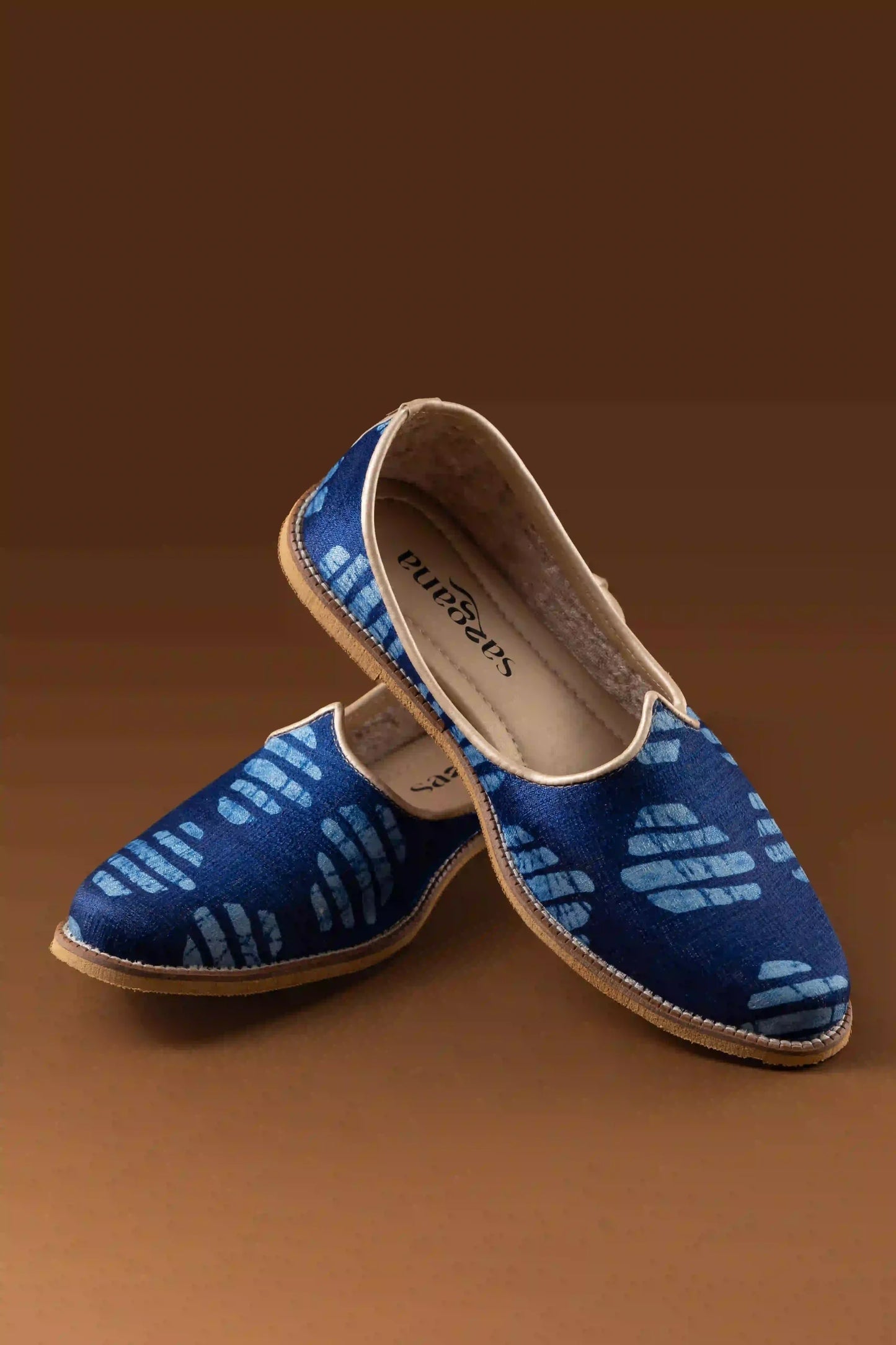 Handcrafted Navy Blue Printed Jutti