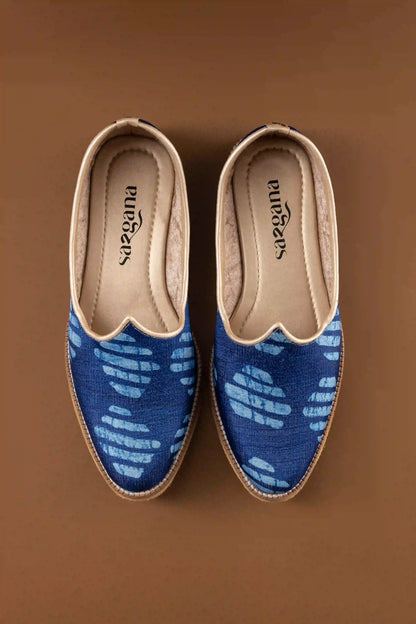 Handcrafted Navy Blue Printed Jutti