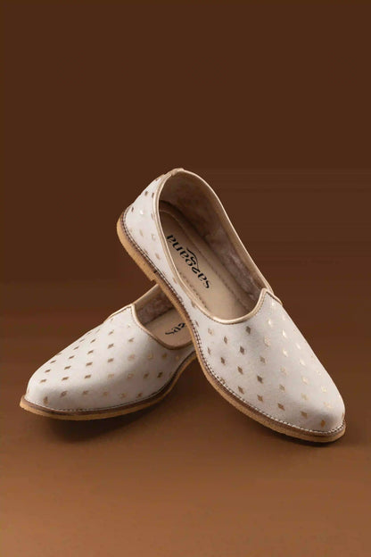 Handcrafted Off White Butta Printed Jutti