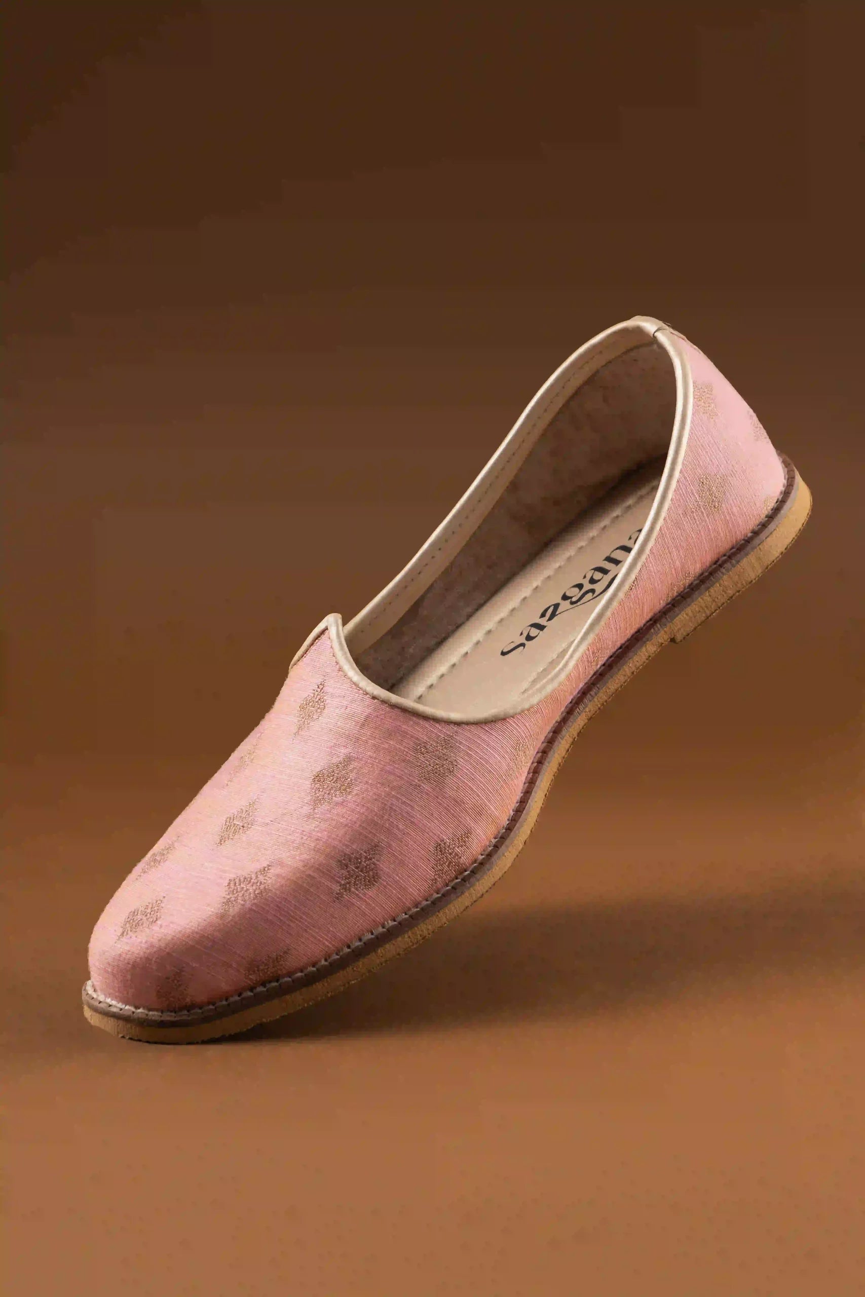 Handcrafted Pink Butta Printed Jutti