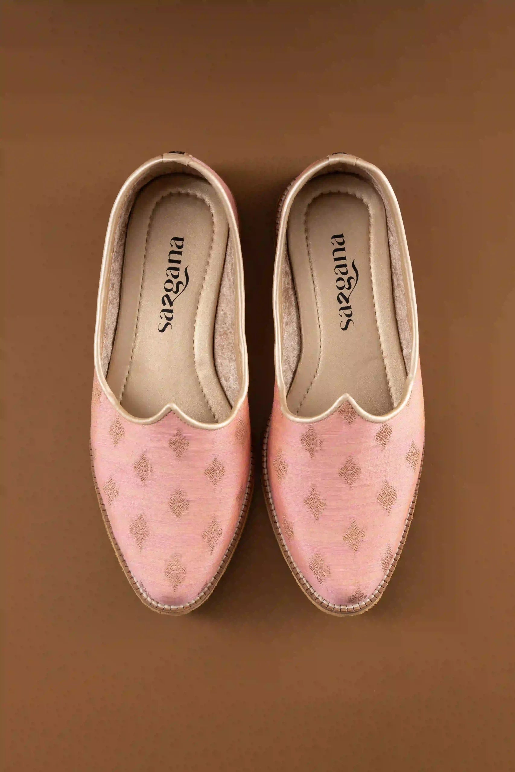 Handcrafted Pink Butta Printed Jutti