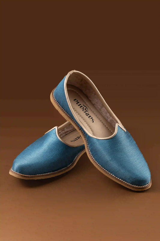 Handcrafted Sky Blue Textured Jutti