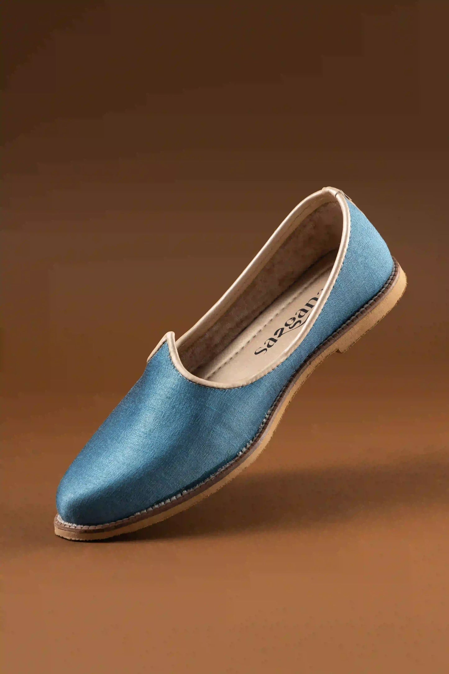 Handcrafted Sky Blue Textured Jutti
