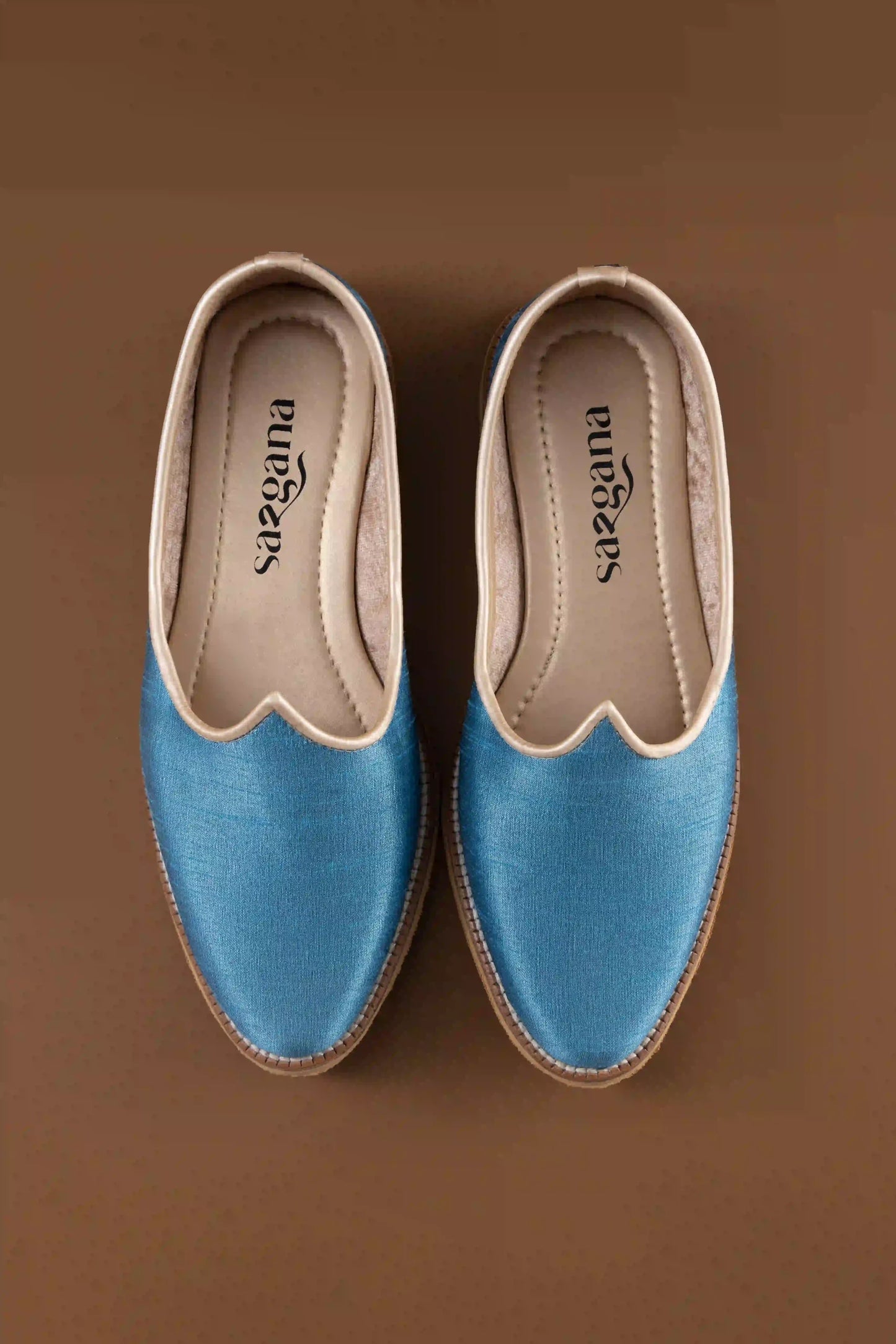 Handcrafted Sky Blue Textured Jutti